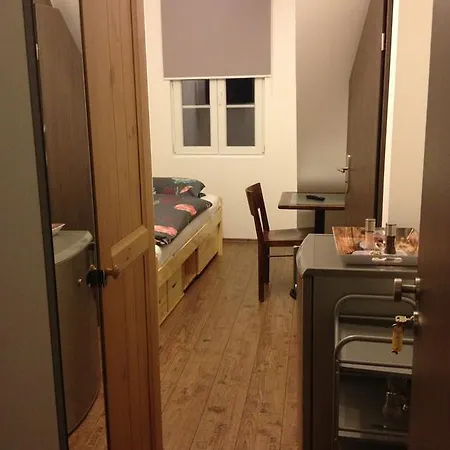 Old Town Guesthouse Erlangen Room photo